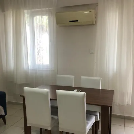 Mina Grand