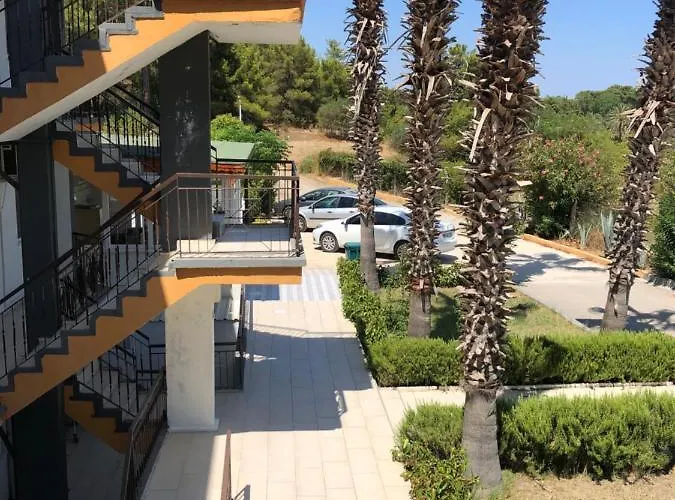 Mina Grand מלון דירות