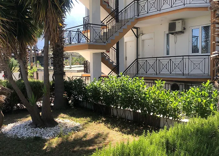 Mina Grand Aparthotel 3*